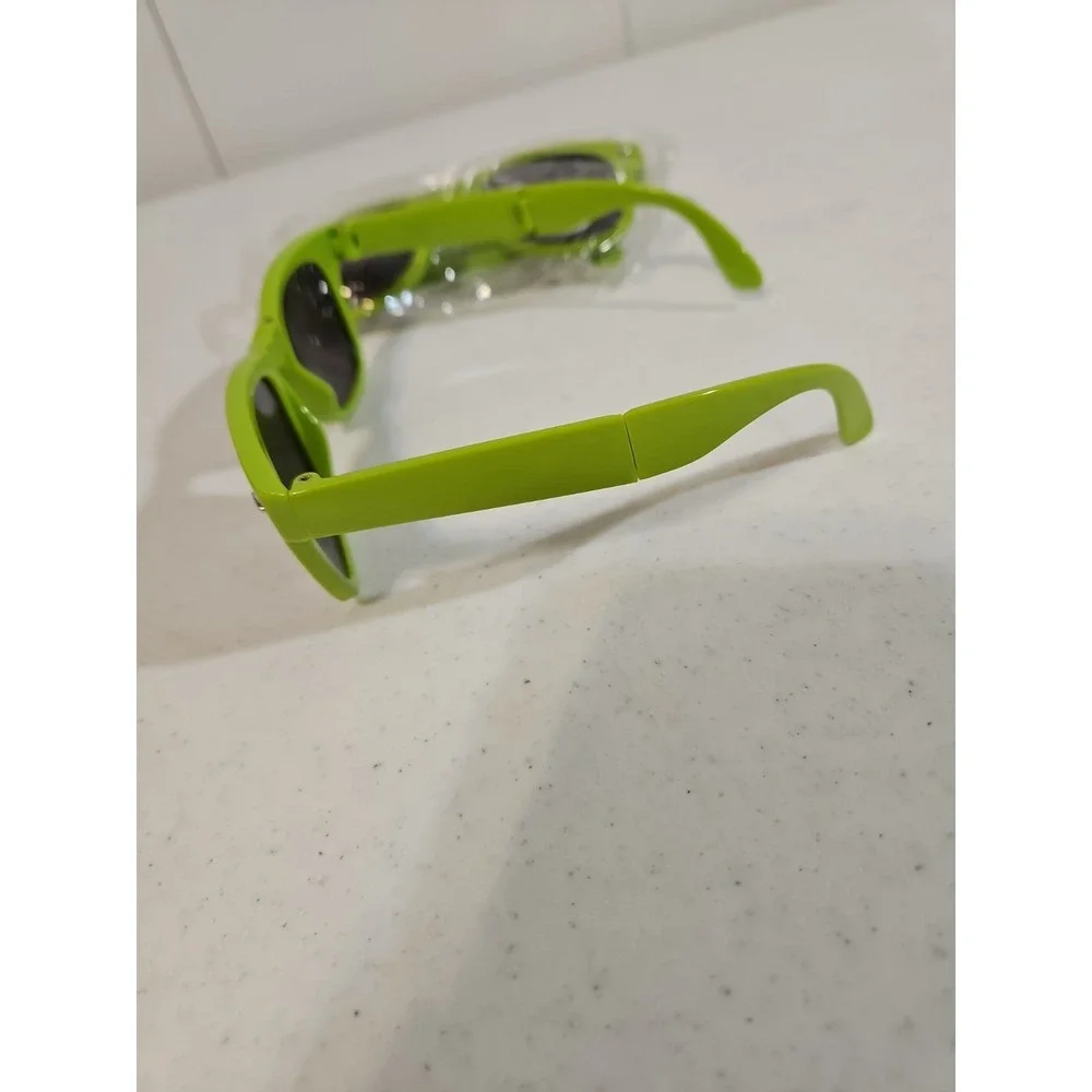 Unisex Sunglasses Green UV Protection Foldable 2 Pair Cool Glasses‎